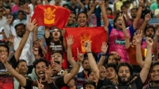 Outrage among local fans as RCB's Hindi social media posts ignore Kannada