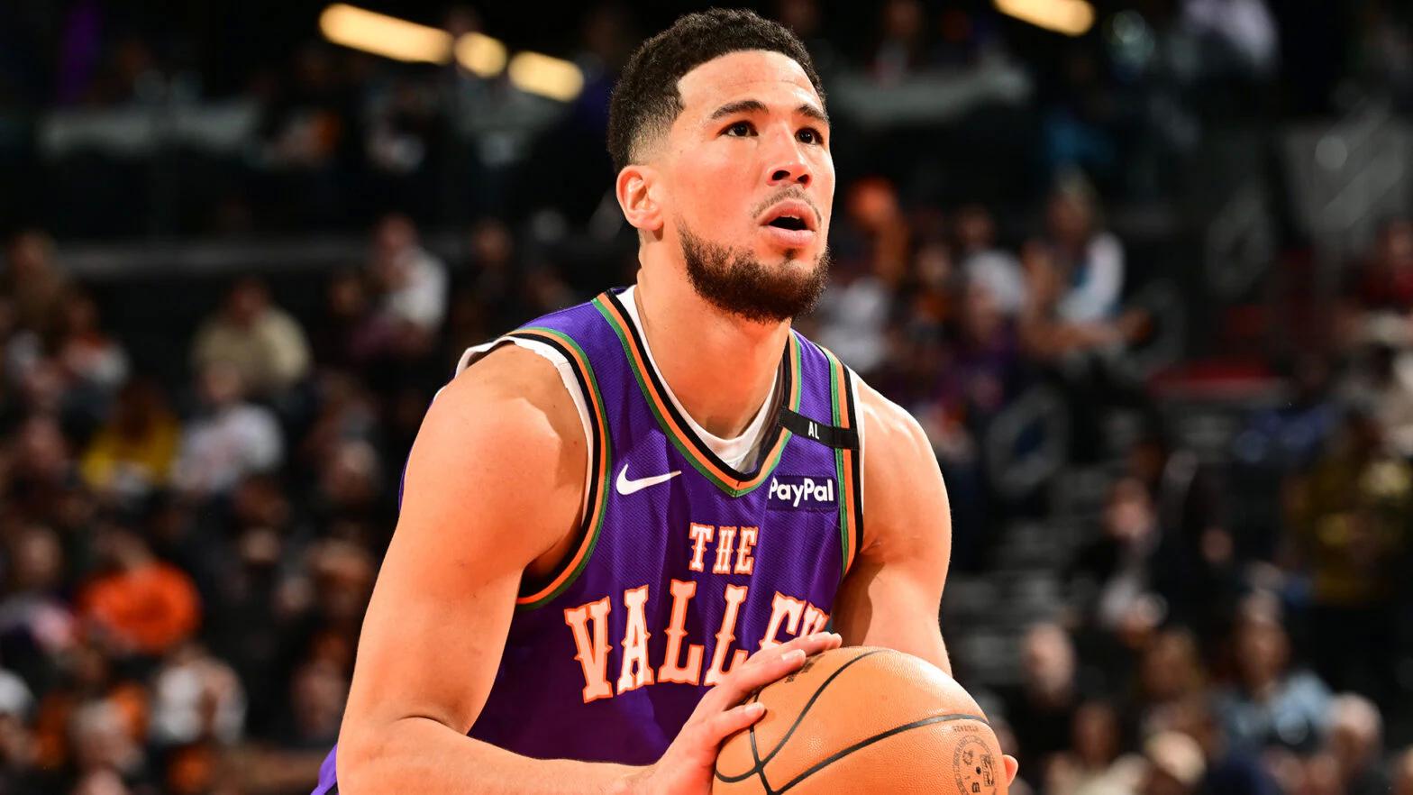 Devin Booker to Sit Out Two Games Due to Left Groin Soreness