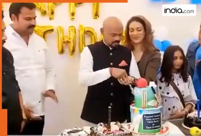 Vinod Kambli Celebrates 53rd Birthday in Thane Hospital After Routine Health Checkup, Video Goes Viral